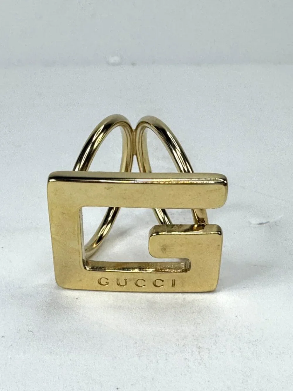 Vintage Gucci Gold Tone G Logo Double Loop Scarf Ring Holder GS865